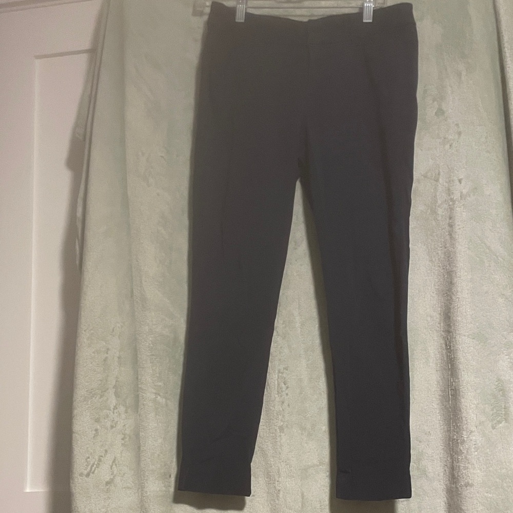 Old Navy Women’s Classic Navy Dress Pants